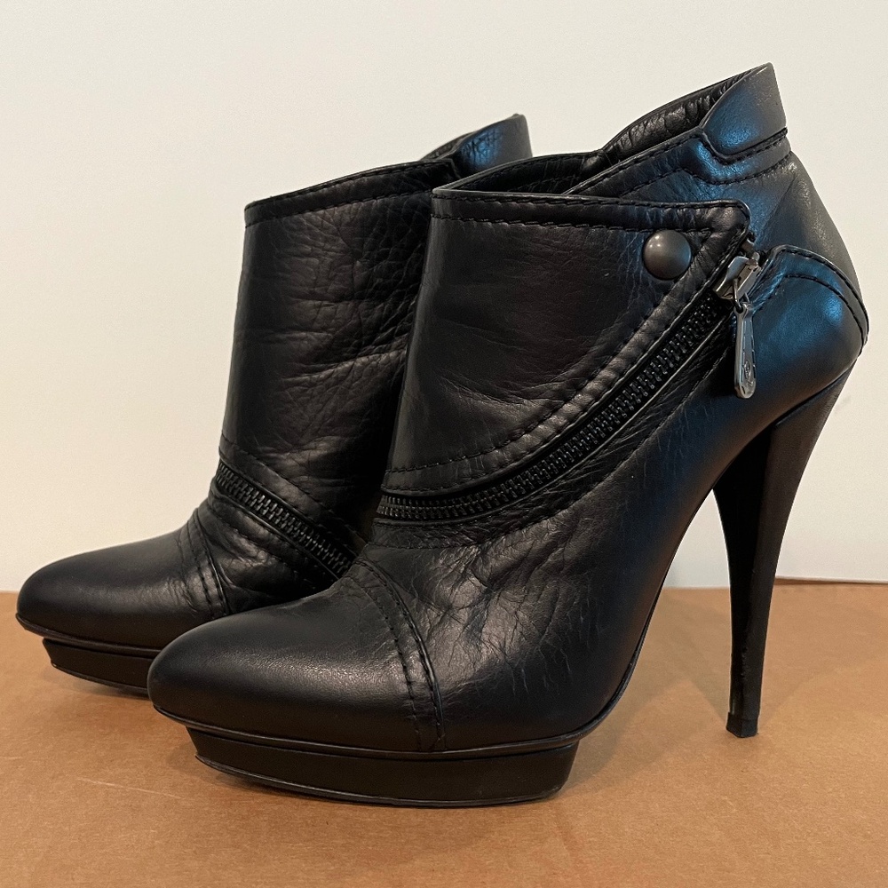 Alexander McQueen McQ leather biker boots 5 inch heels